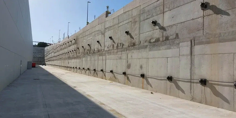 Active and Passive Anchor Design for Galway's Challenging Ground Conditions